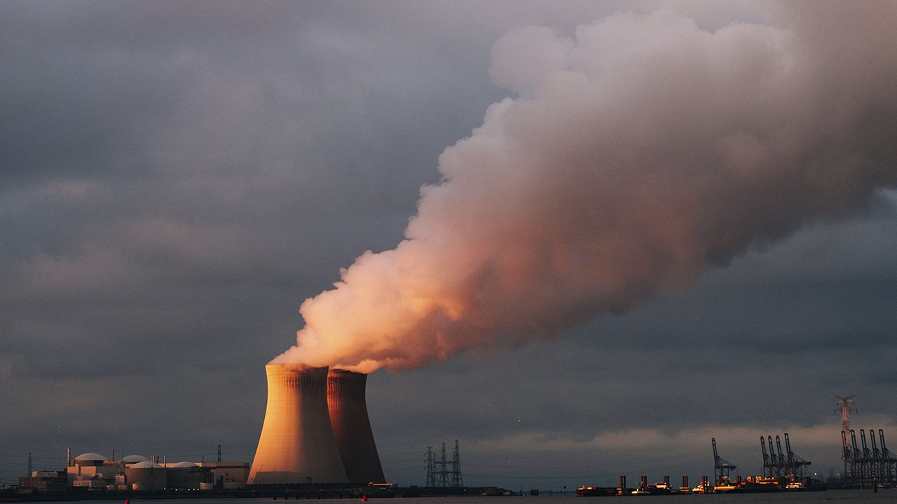 ¿La energía nuclear es realmente renovable?