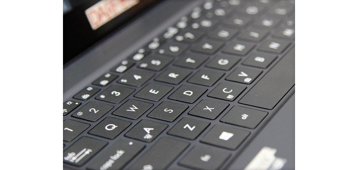 El teclado Darfon mantiene las teclas. 